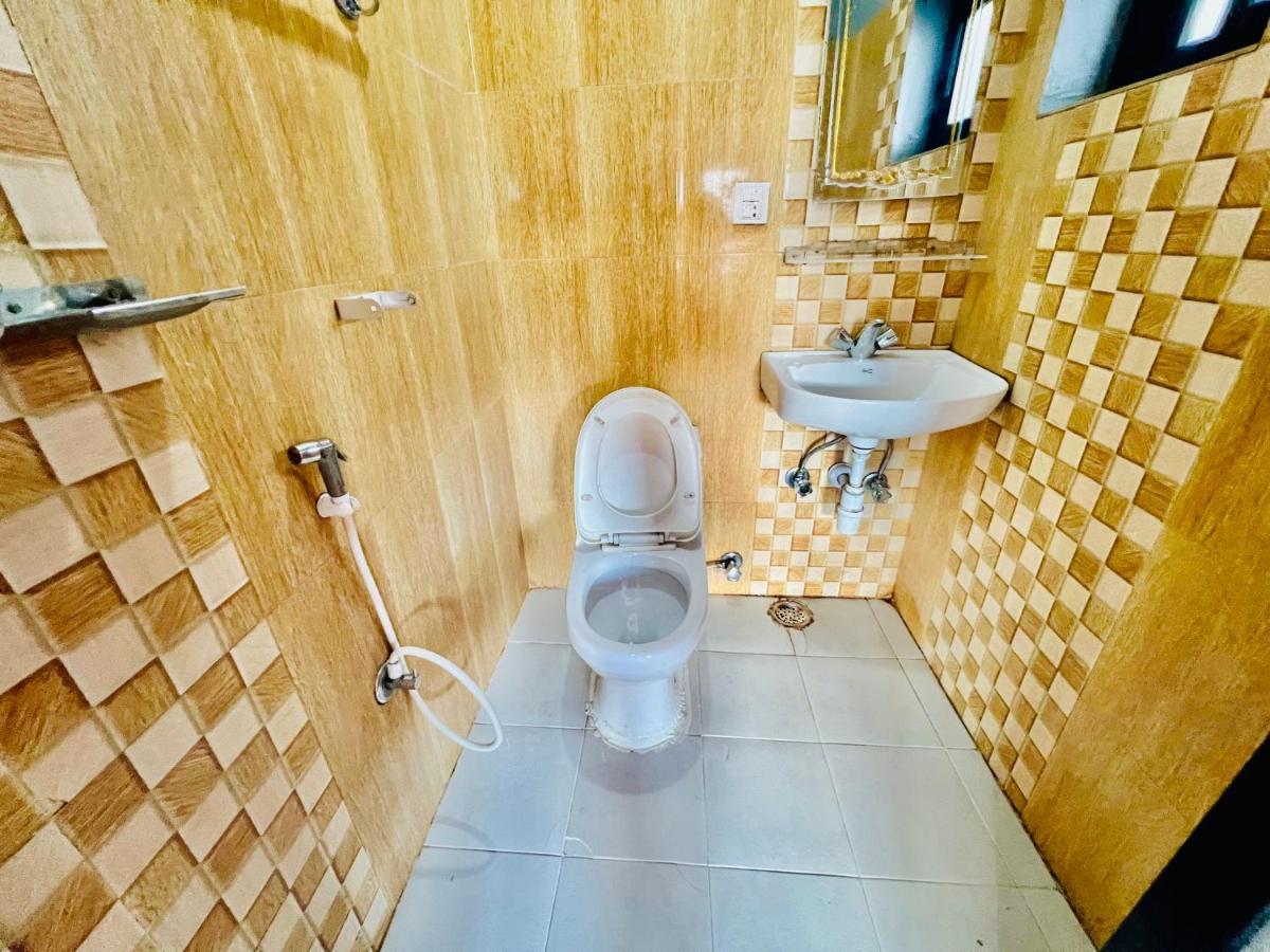 Hotel Donosti Pokhara Extérieur photo